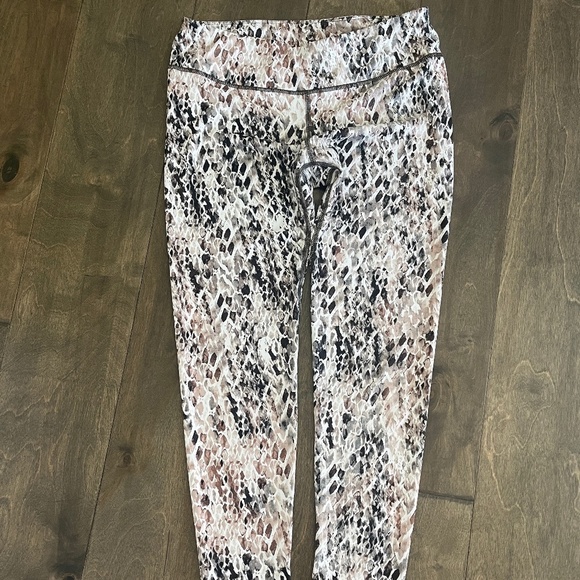 Apana Leggings - Picture 2 of 4